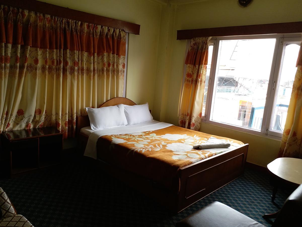 Hotel Marigold Покхара Екстер'єр фото