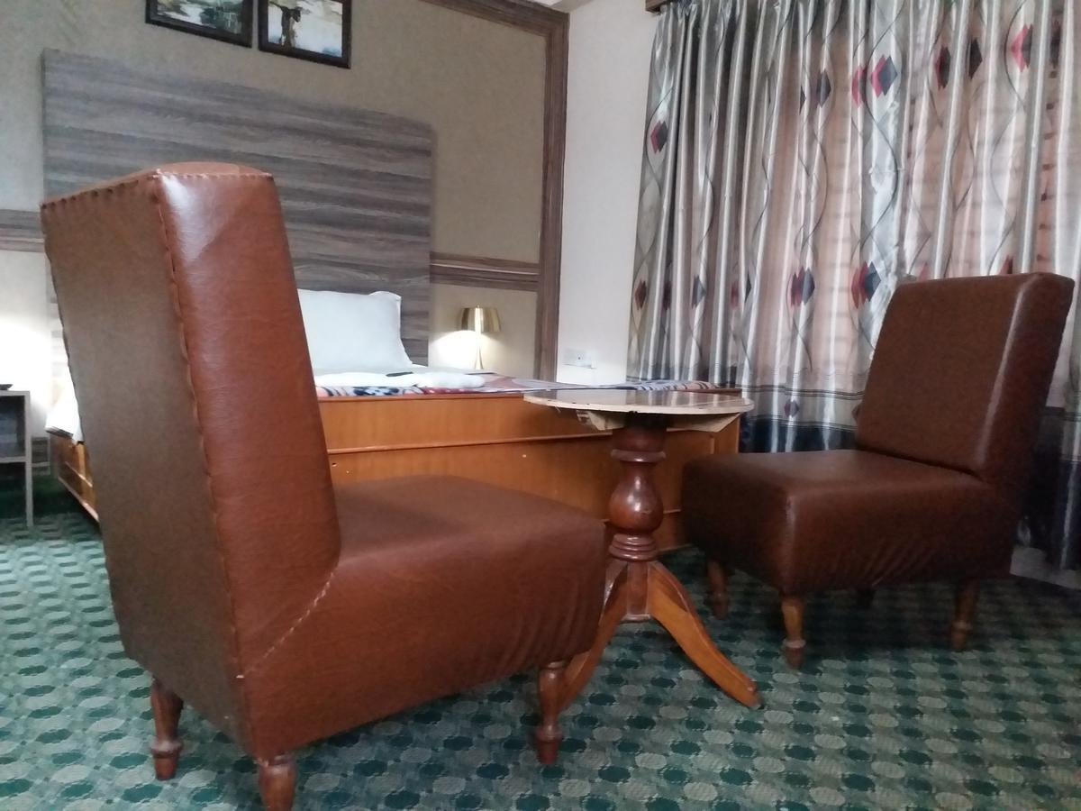 Hotel Marigold Покхара Екстер'єр фото
