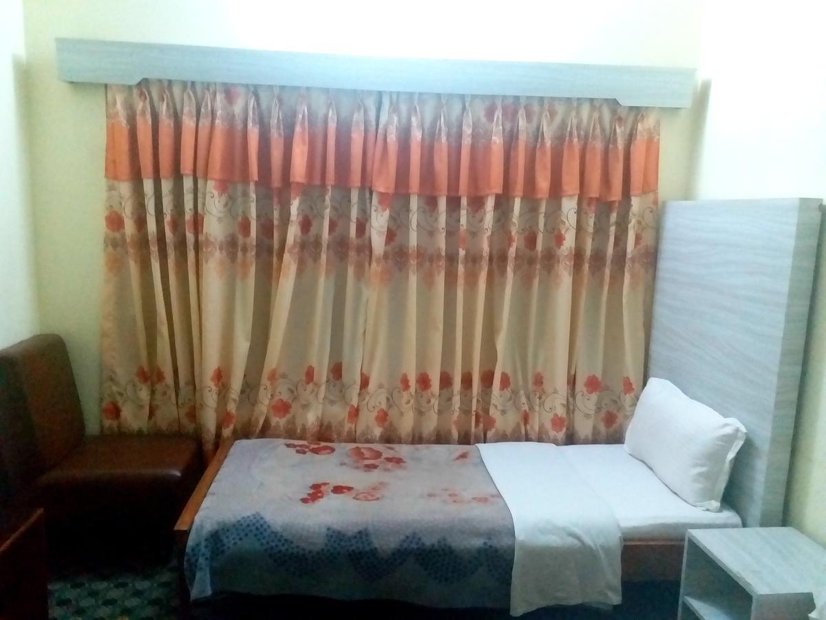 Hotel Marigold Покхара Екстер'єр фото